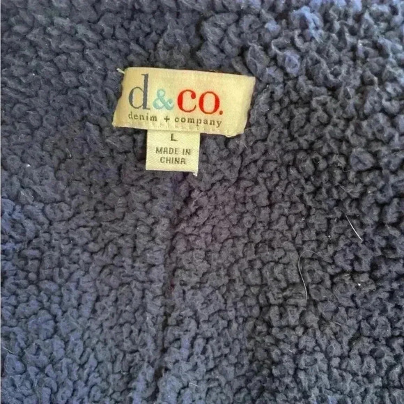 Denim & Company Women’s Vest Blue and Green Plaid. Blue plush inside. Large - Picture 5 of 6